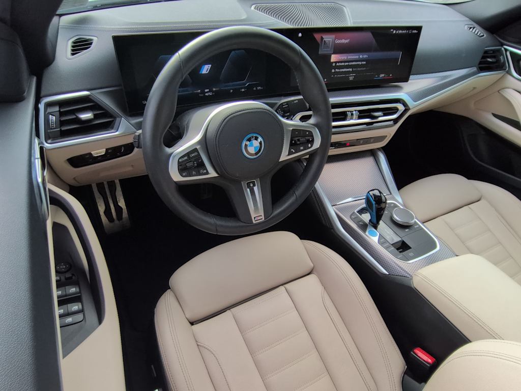 Thumbnail: 2022 BMW i4 - 2