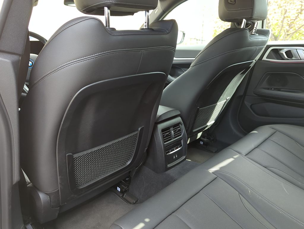 2024 BMW i4 eDrive40 9