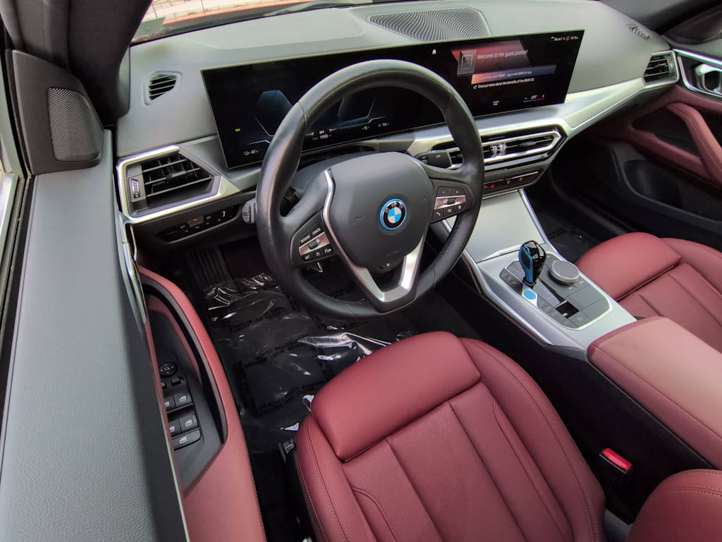 Thumbnail: 2023 BMW i4 - 2