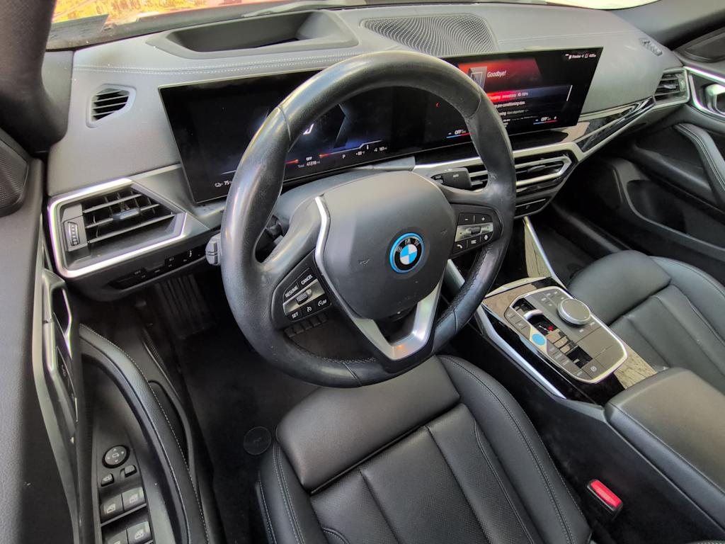 Thumbnail: 2023 BMW i4 - 2