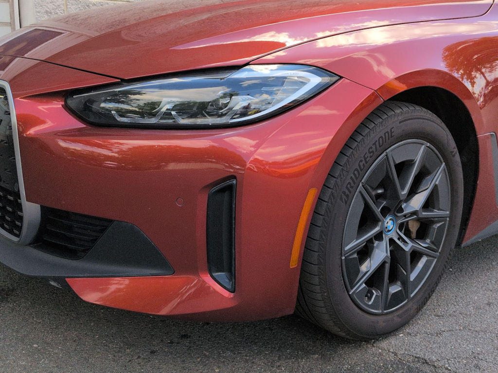 Thumbnail: 2023 BMW i4 - 25