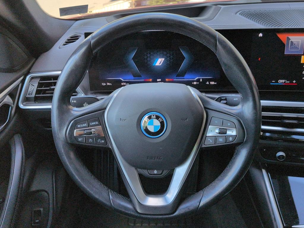 Thumbnail: 2023 BMW i4 - 13