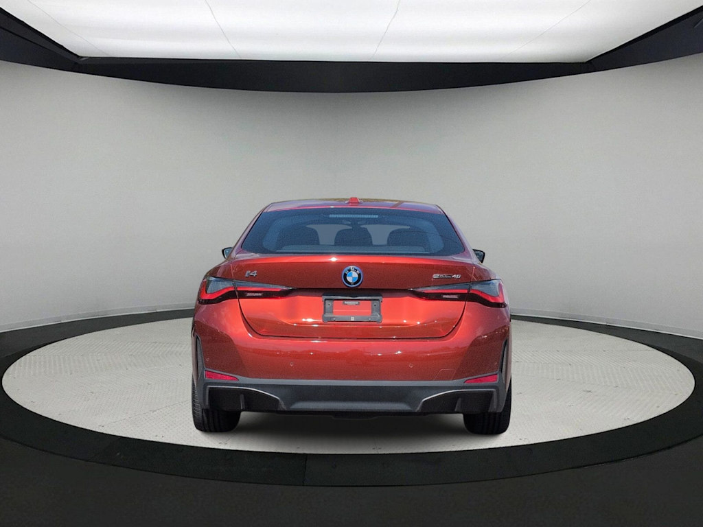 Thumbnail: 2023 BMW i4 - 22