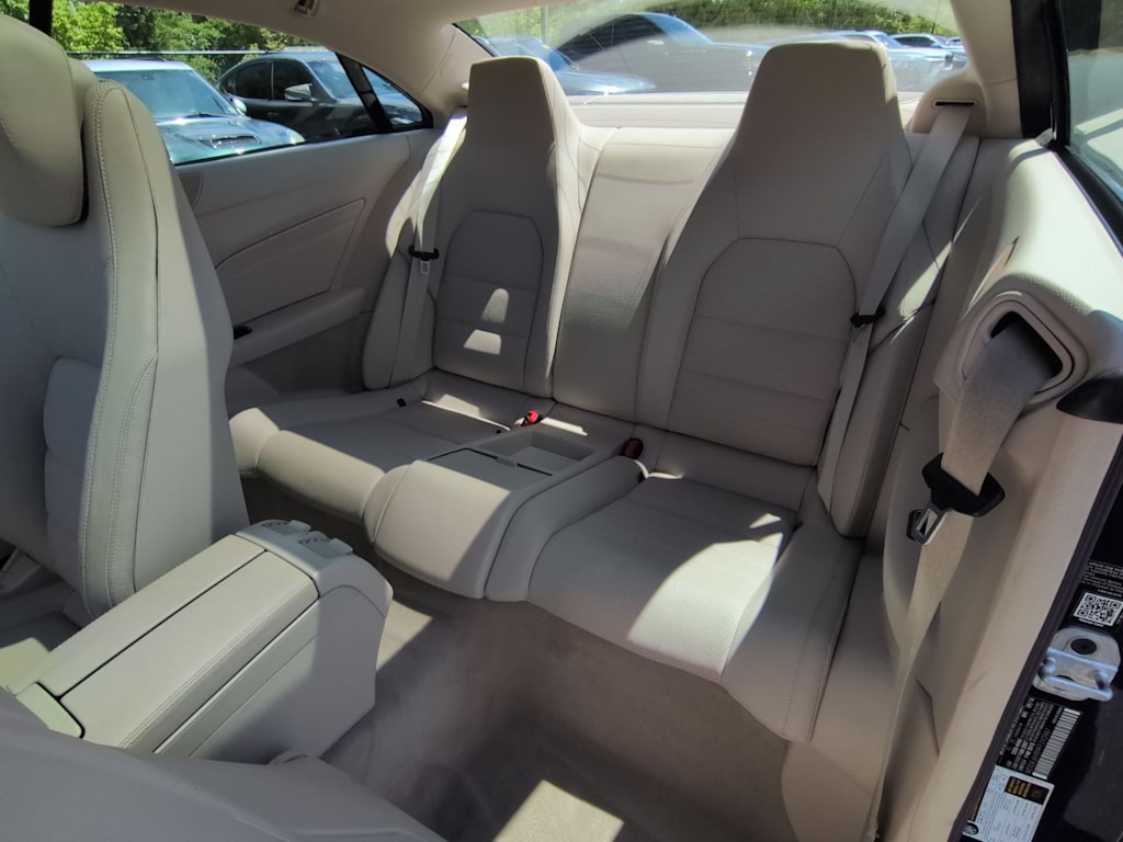 Thumbnail: 2015 Mercedes-Benz E-Class - 26