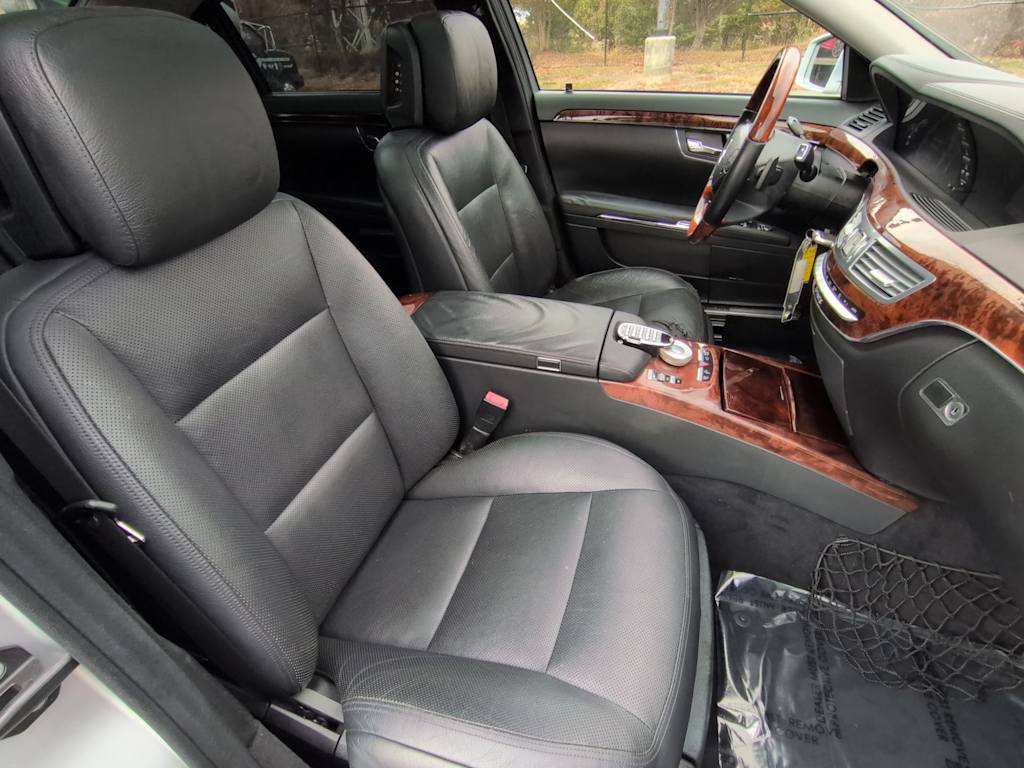 Thumbnail: 2010 Mercedes-Benz S-Class - 30