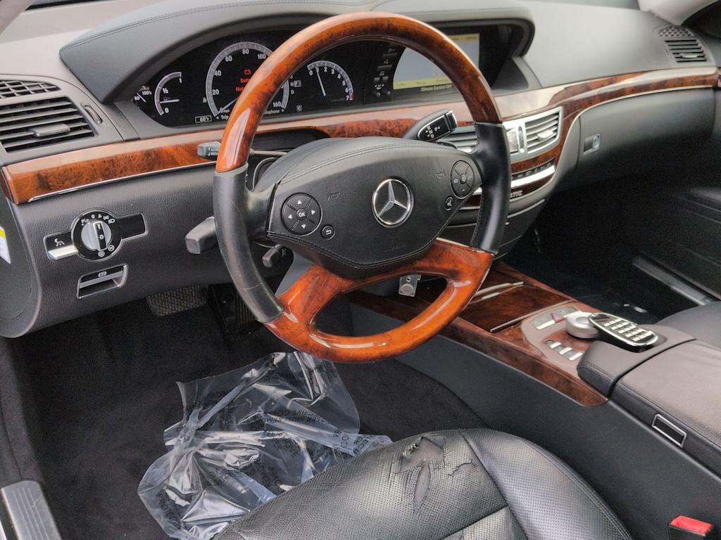 Thumbnail: 2010 Mercedes-Benz S-Class - 2