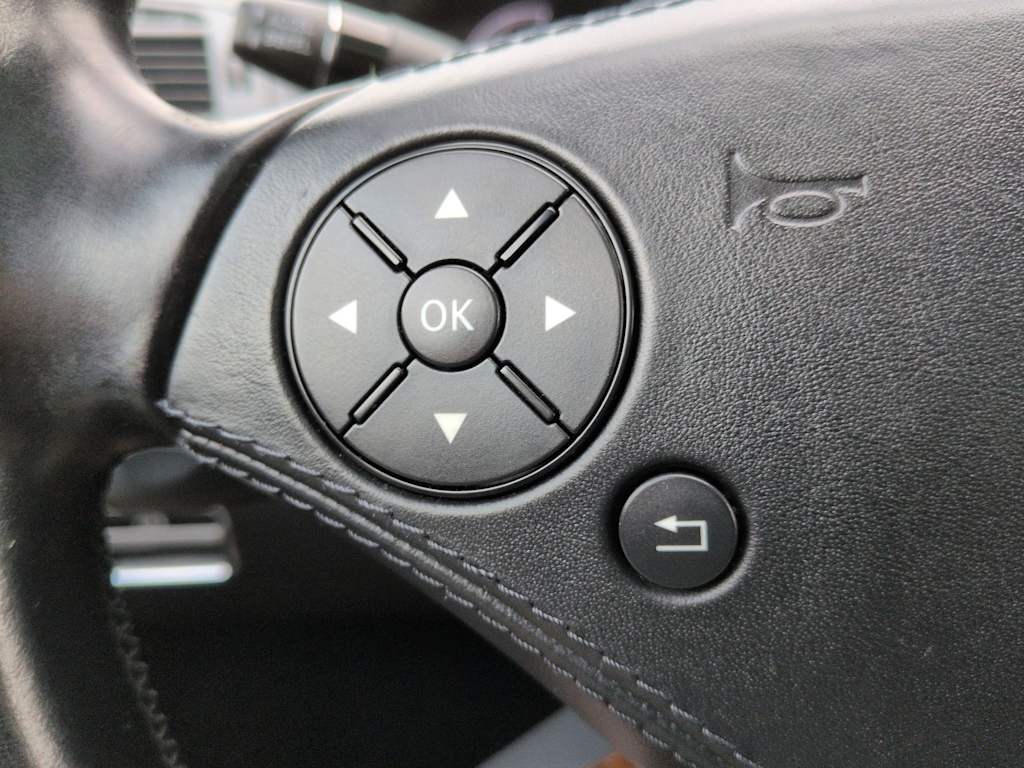 Thumbnail: 2010 Mercedes-Benz S-Class - 31