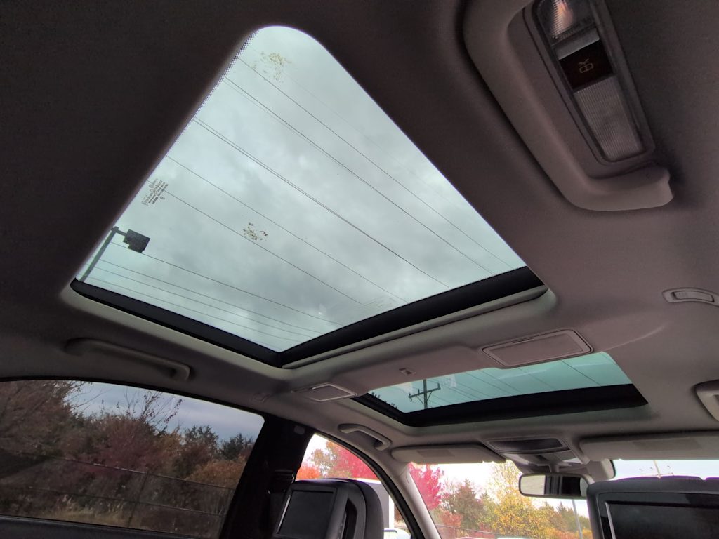 Thumbnail: 2010 Mercedes-Benz S-Class - 29