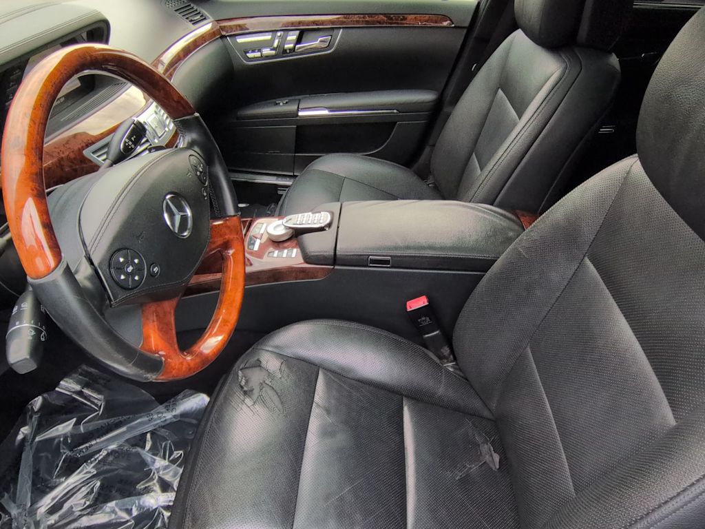 Thumbnail: 2010 Mercedes-Benz S-Class - 11