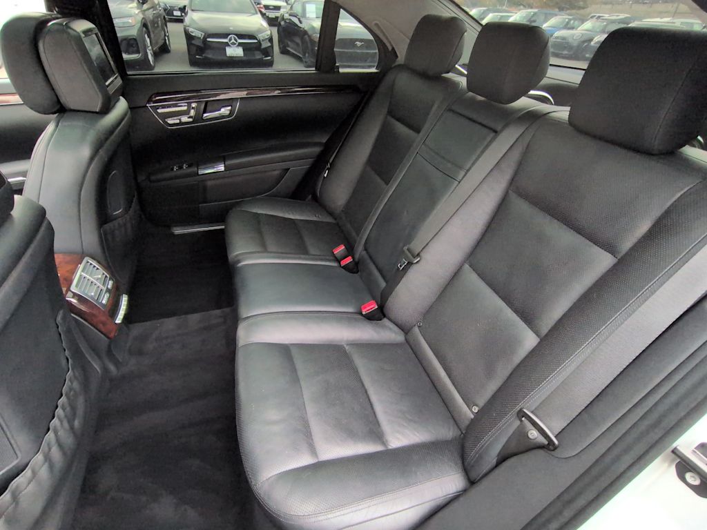 Thumbnail: 2010 Mercedes-Benz S-Class - 13