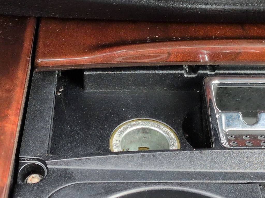 Thumbnail: 2010 Mercedes-Benz S-Class - 38