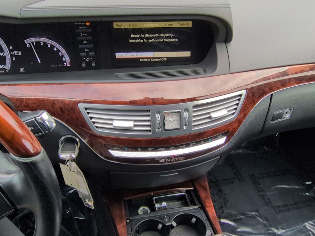 Thumbnail: 2010 Mercedes-Benz S-Class - 14