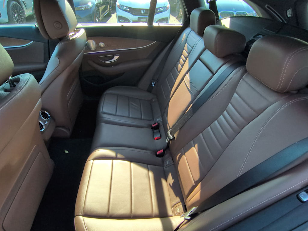 Thumbnail: 2017 Mercedes-Benz E-Class - 28