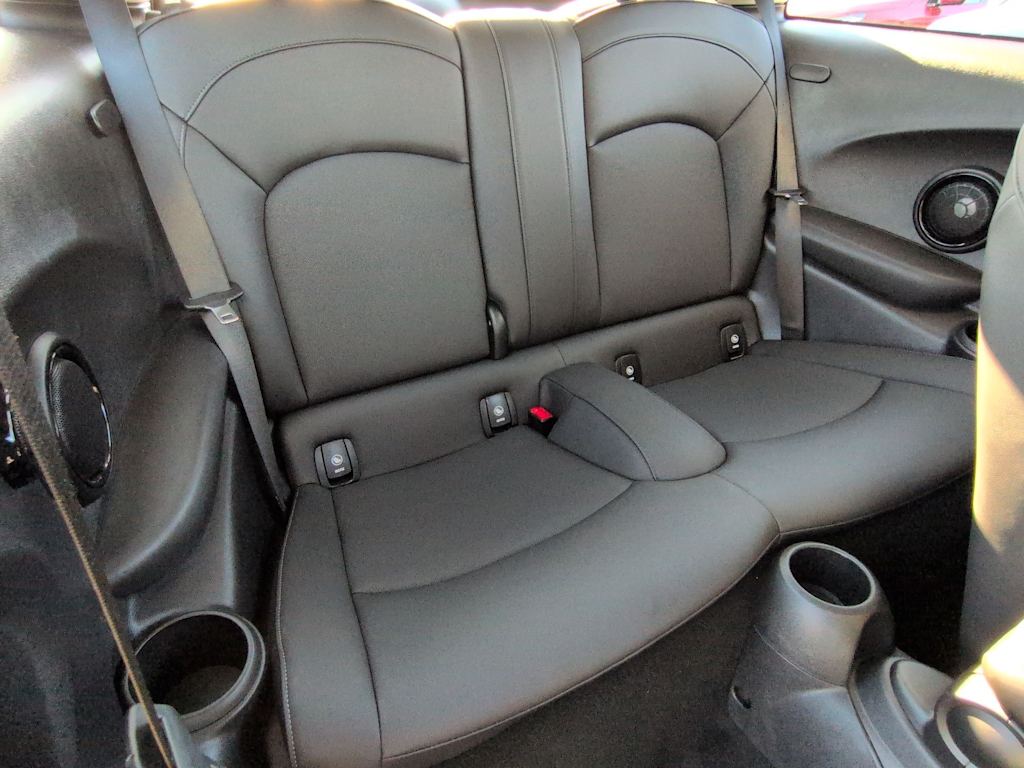 Thumbnail: 2024 MINI Cooper - 25