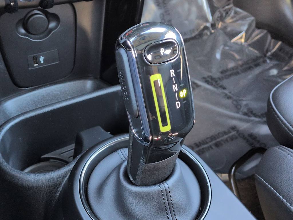 Thumbnail: 2024 MINI Cooper - 15