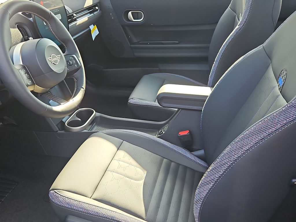 Thumbnail: 2026 MINI Cooper - 11