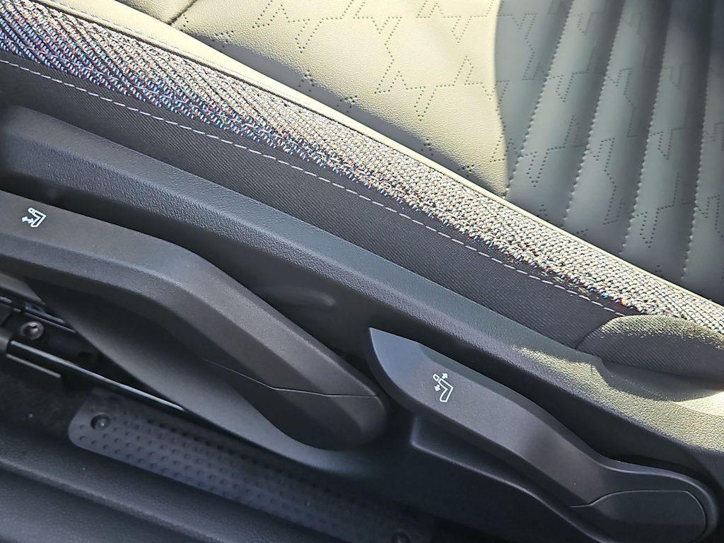 Thumbnail: 2026 MINI Cooper - 22