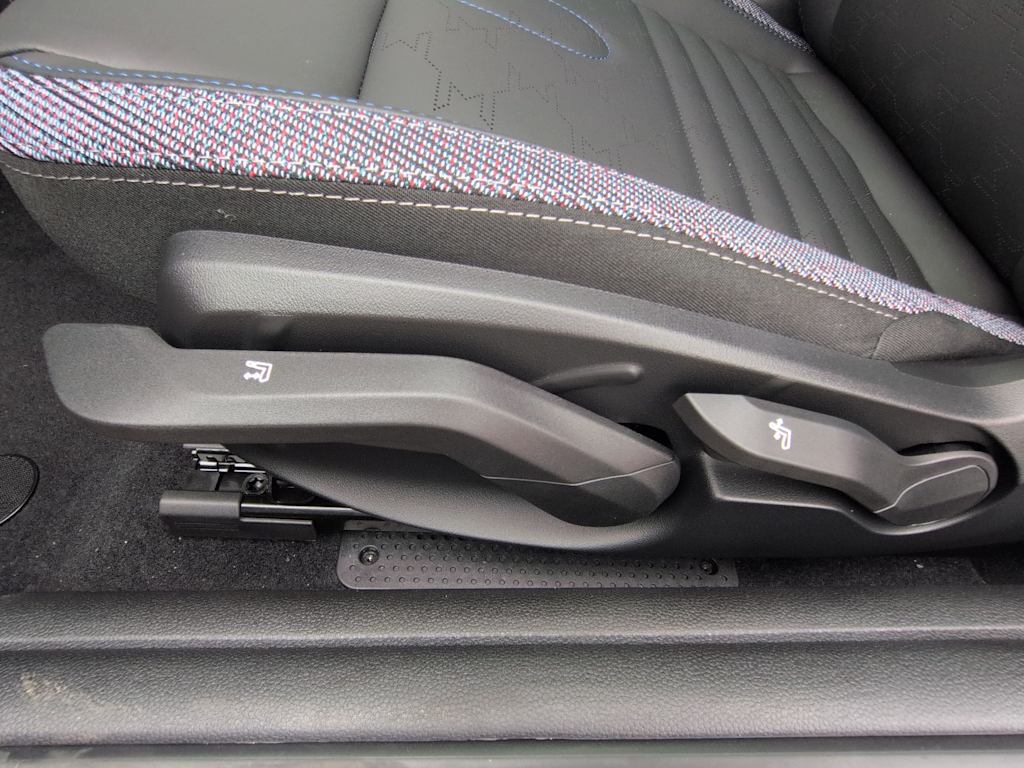 Thumbnail: 2026 MINI Cooper - 25