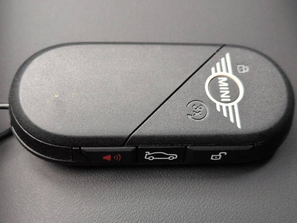 Thumbnail: 2026 MINI Cooper - 17