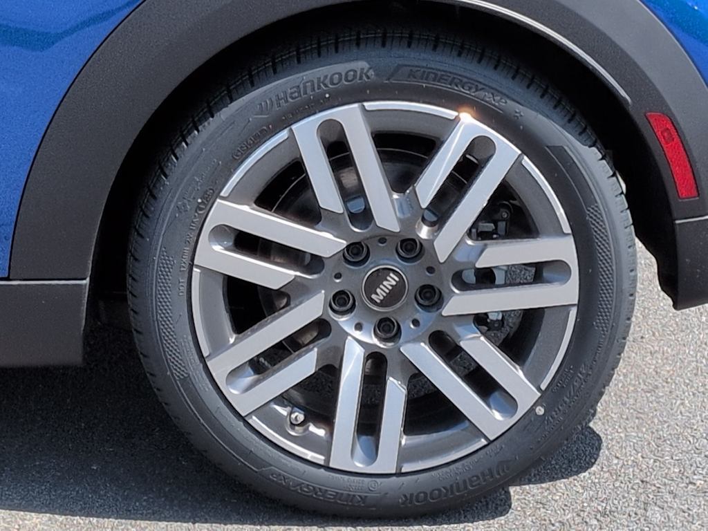 Thumbnail: 2026 MINI Cooper - 8