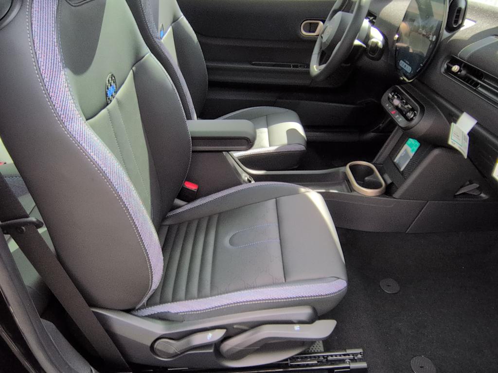 Thumbnail: 2026 MINI Cooper - 12