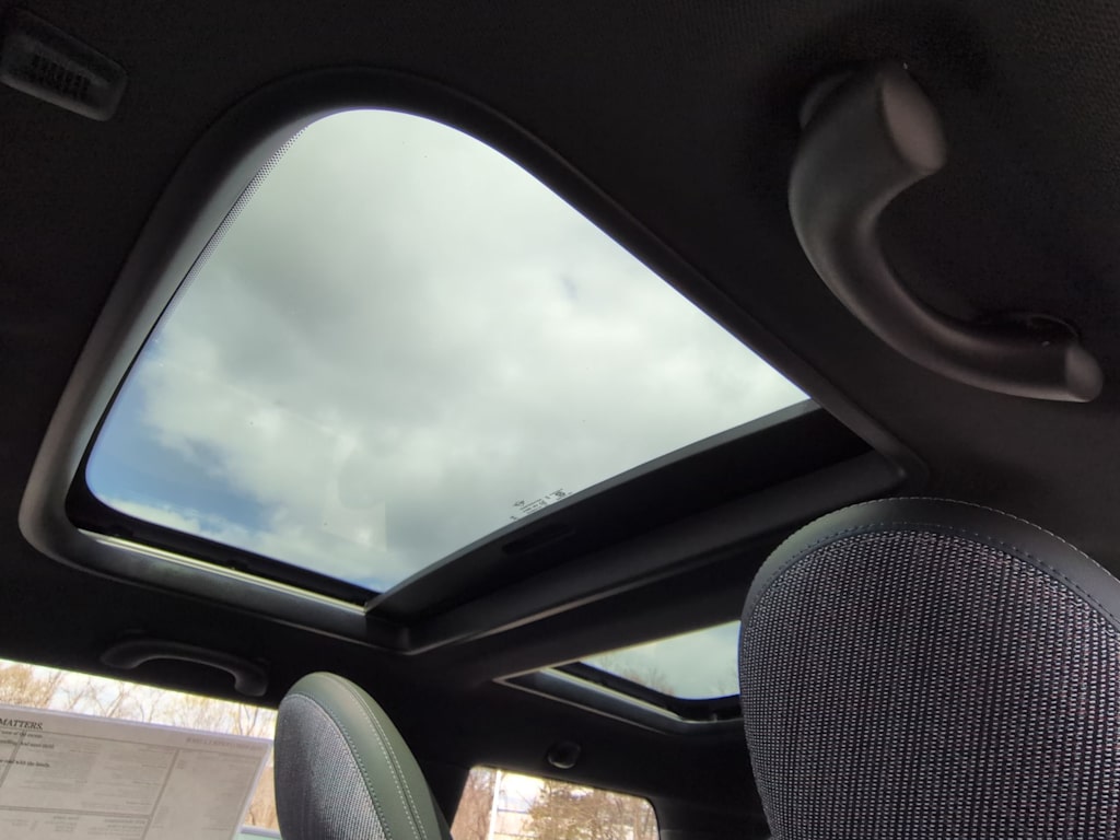 Thumbnail: 2026 MINI Cooper - 25