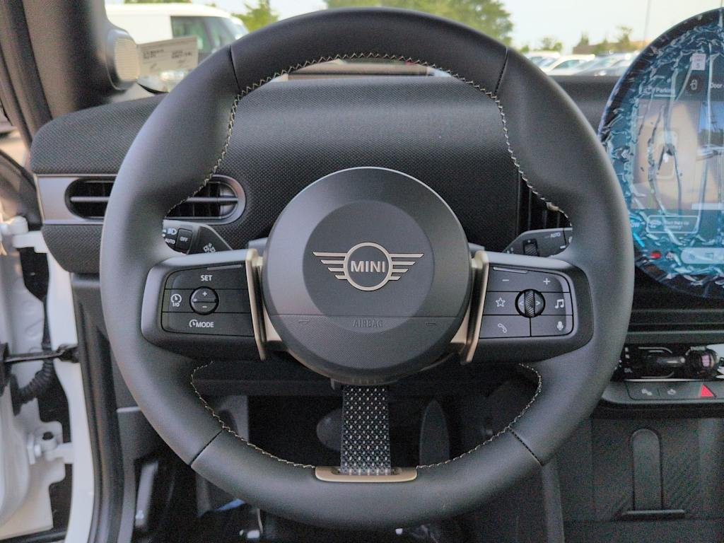 Thumbnail: 2026 MINI Cooper - 10