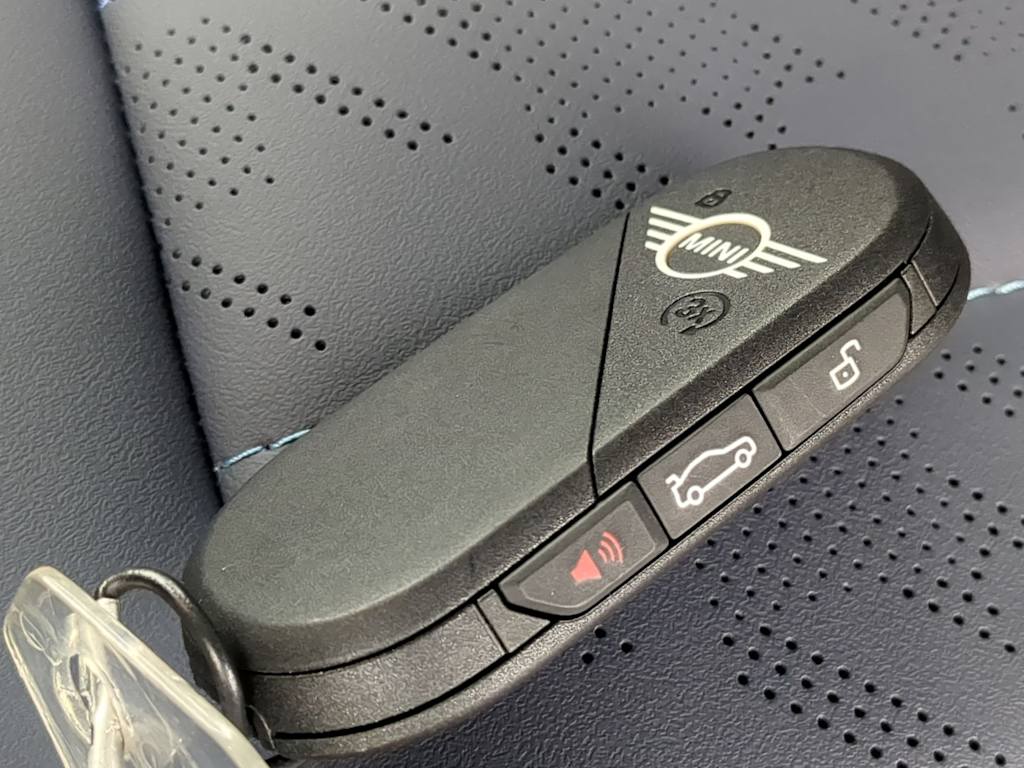 Thumbnail: 2026 MINI Cooper - 37