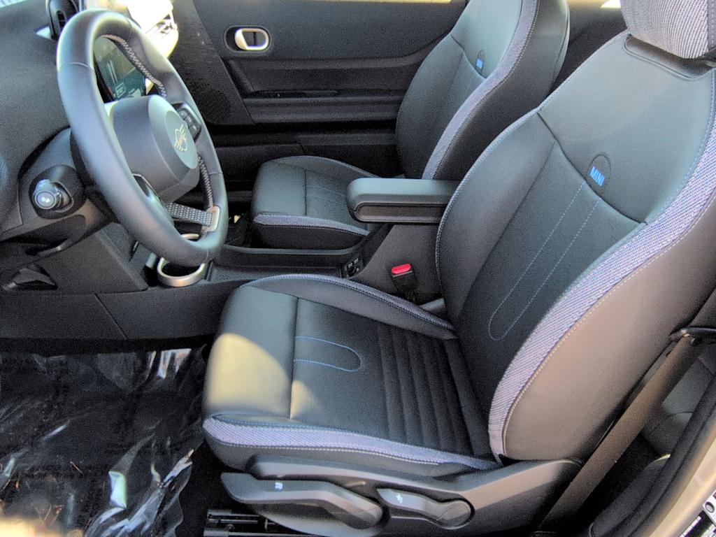 Thumbnail: 2025 MINI Cooper - 11