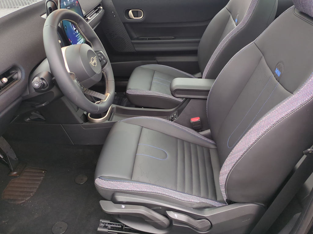 Thumbnail: 2025 MINI Cooper - 11