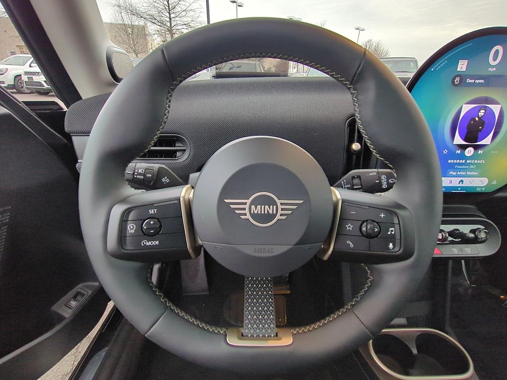 Thumbnail: 2025 MINI Cooper - 14