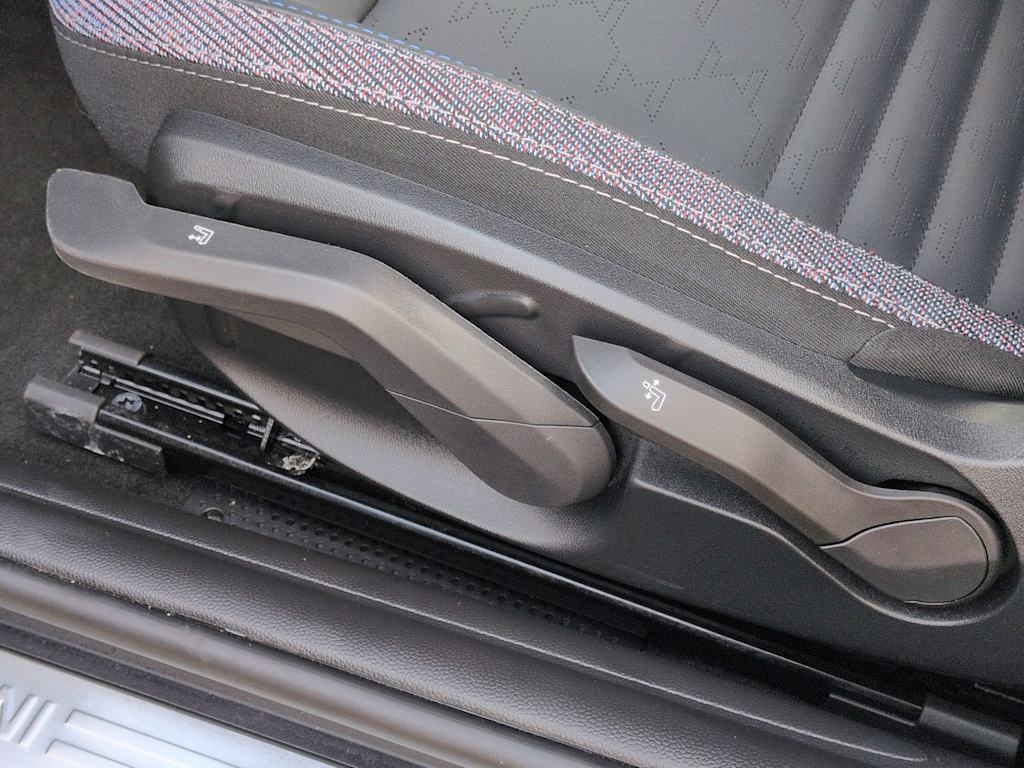 Thumbnail: 2025 MINI Cooper - 24