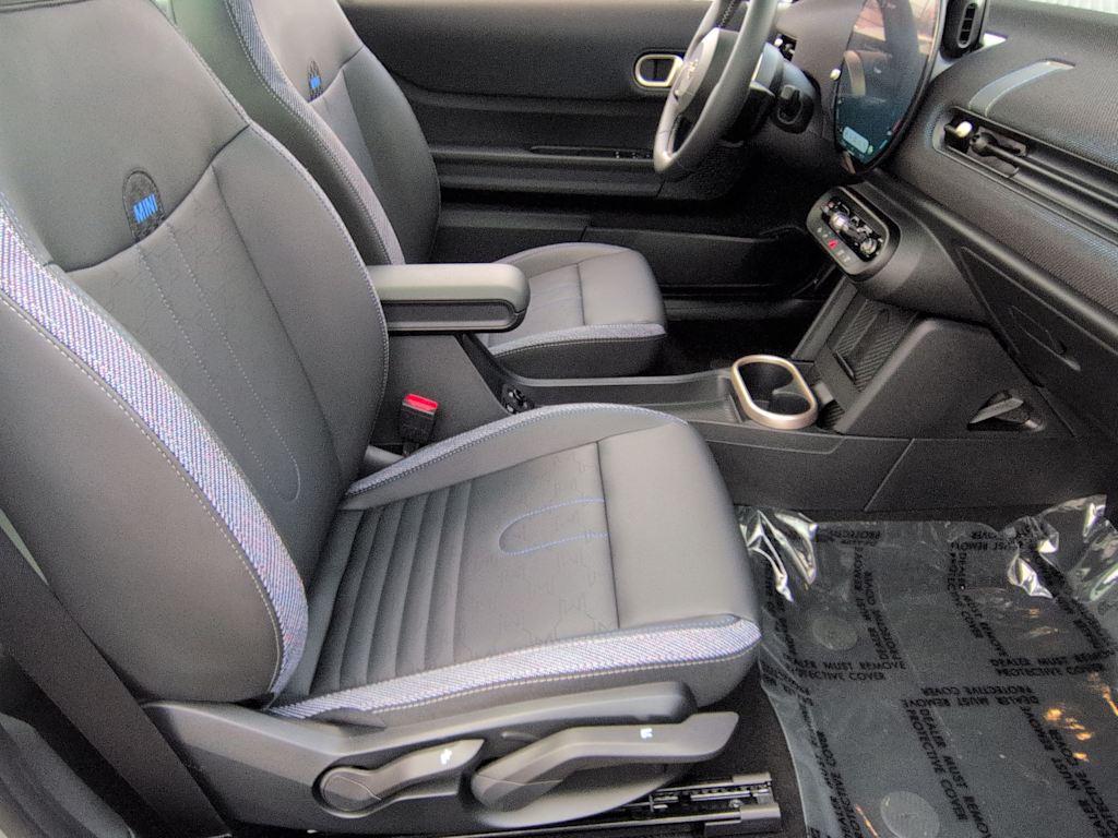 Thumbnail: 2025 MINI Cooper - 12