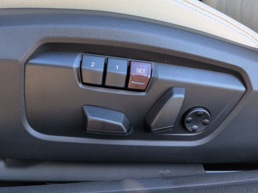 Thumbnail: 2026 MINI Cooper - 24