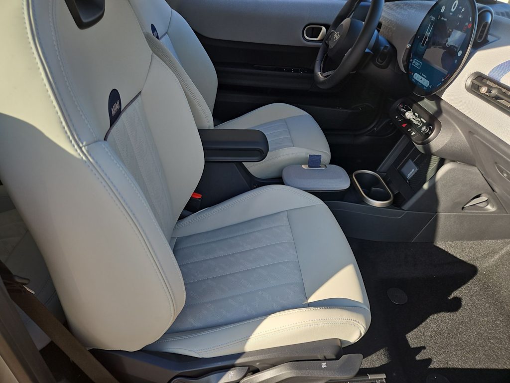 Thumbnail: 2026 MINI Cooper - 12