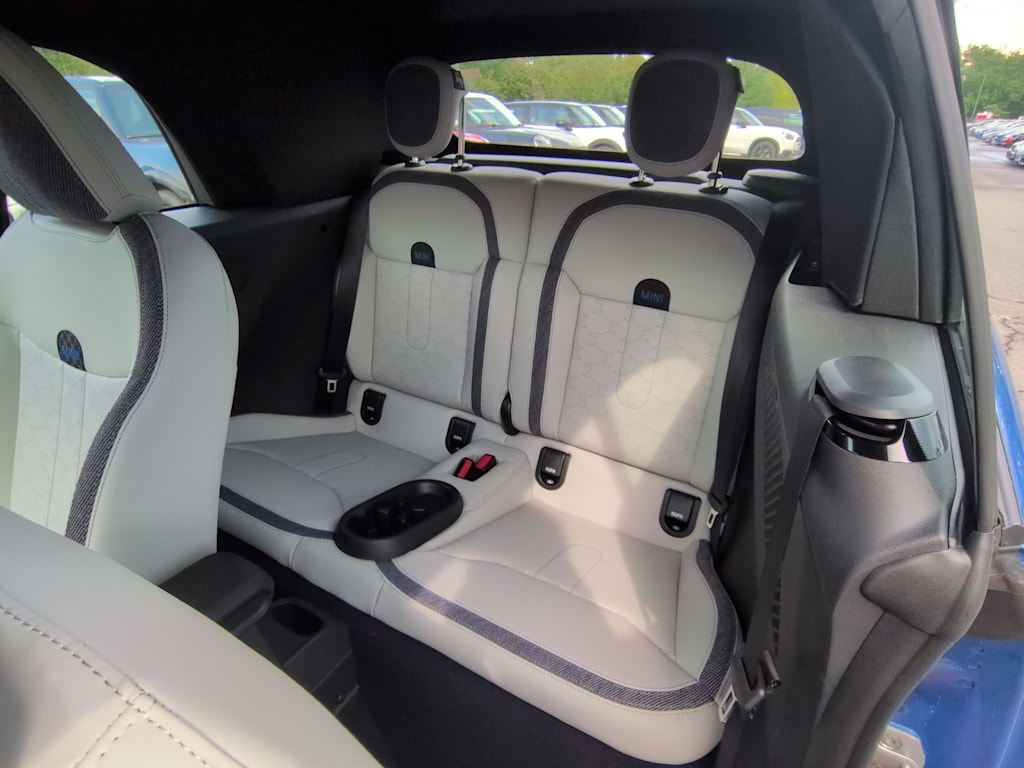 Thumbnail: 2026 MINI Cooper - 13