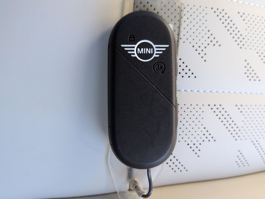 Thumbnail: 2026 MINI Cooper - 34