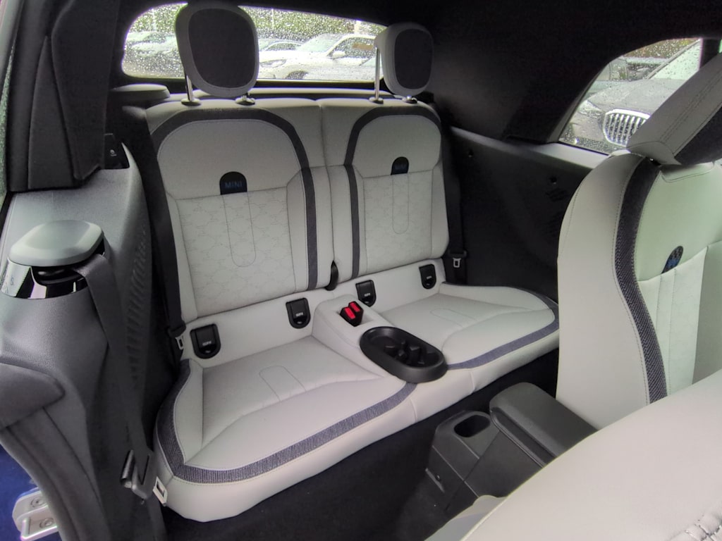 Thumbnail: 2026 MINI Cooper - 15