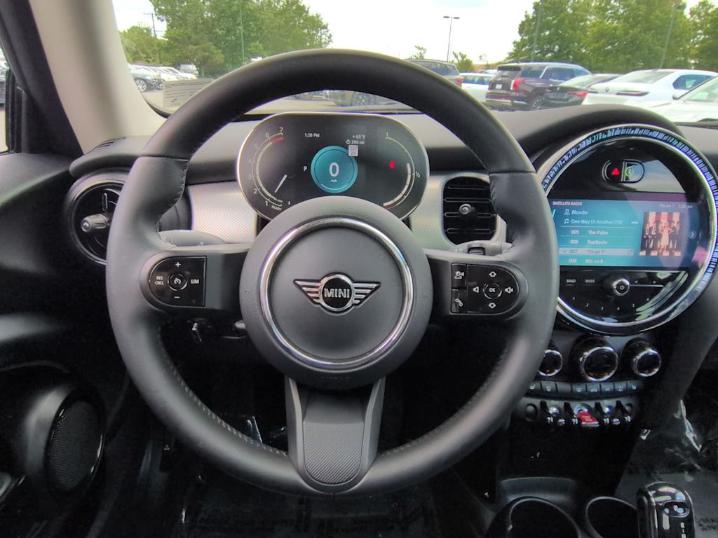 Thumbnail: 2022 MINI Cooper - 13
