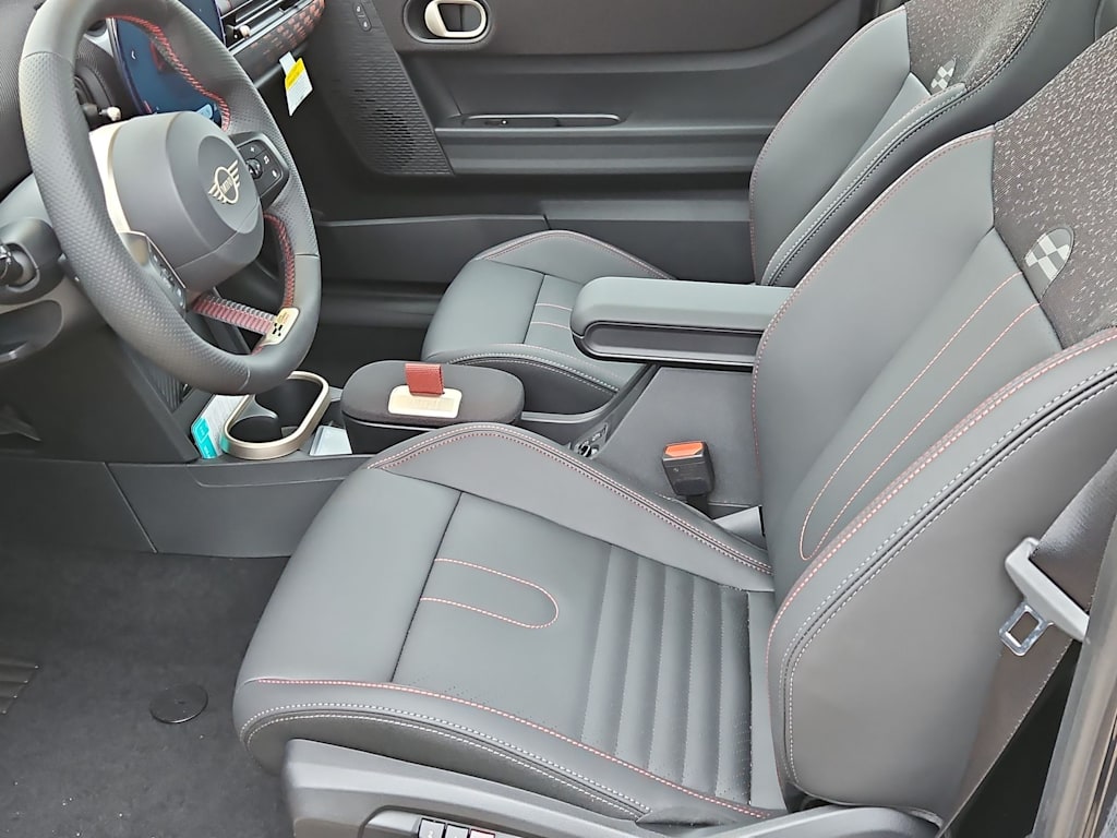 Thumbnail: 2026 MINI Cooper - 10