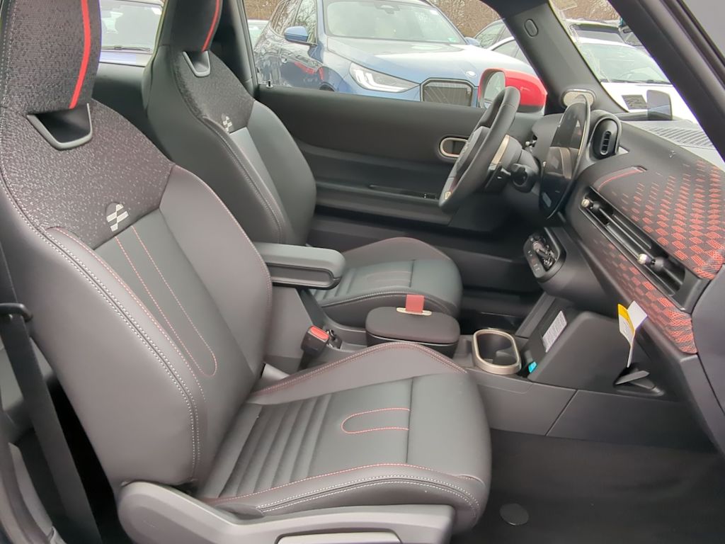 Thumbnail: 2026 MINI Cooper - 12