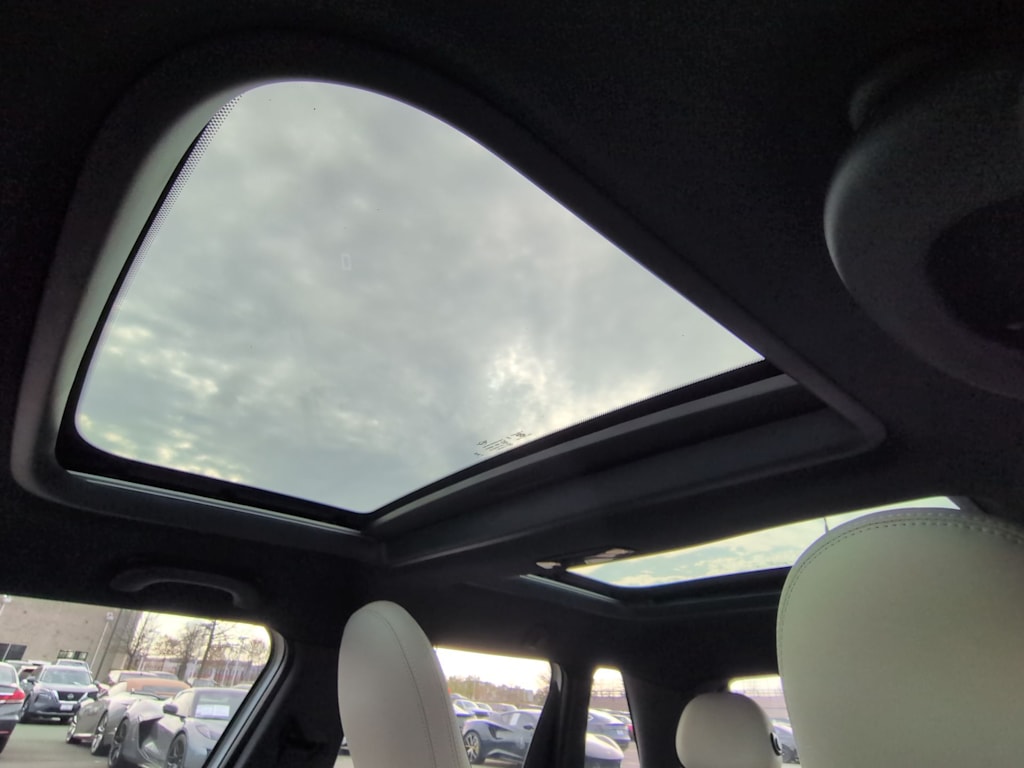 Thumbnail: 2026 MINI Cooper - 25