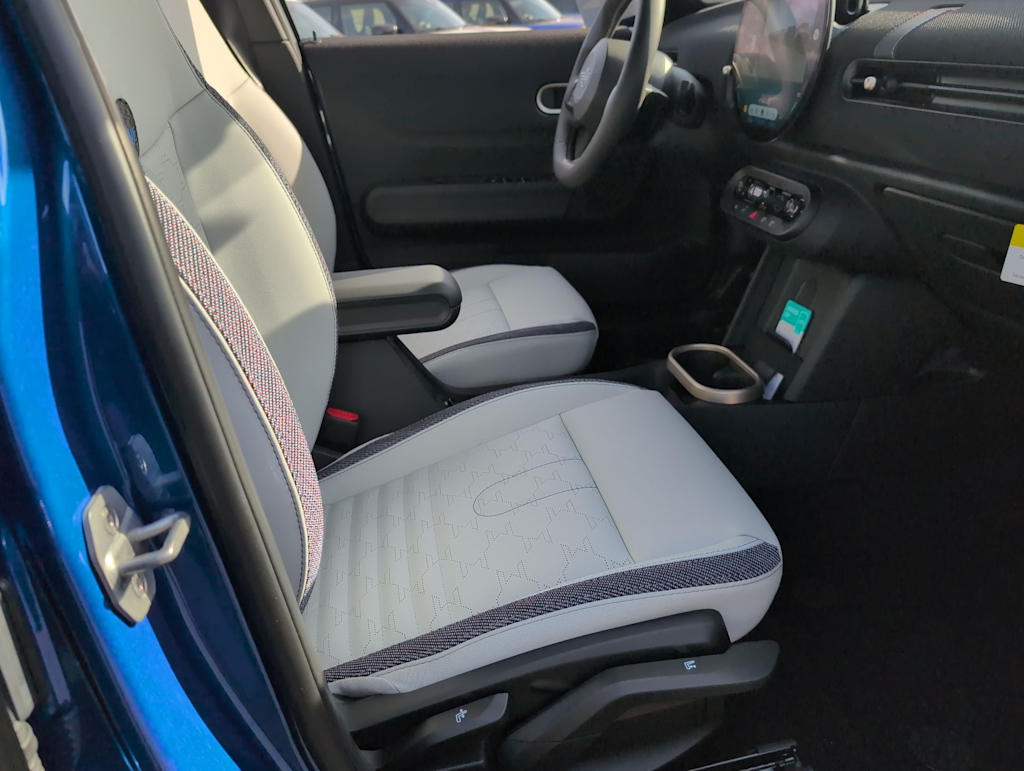 Thumbnail: 2026 MINI Cooper - 12