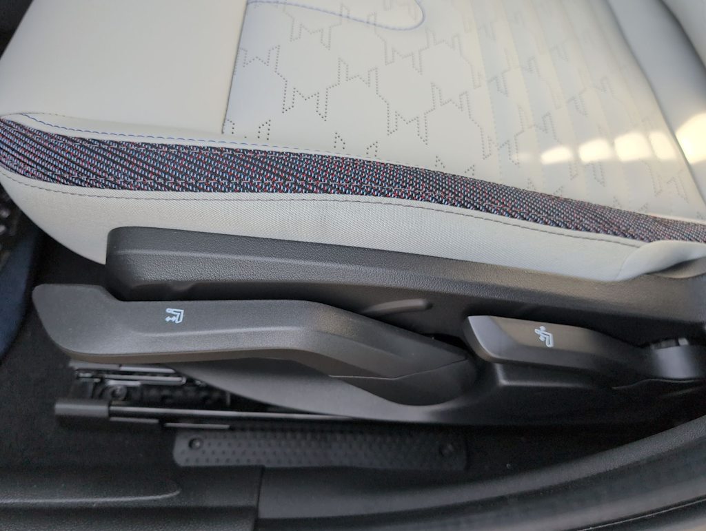 Thumbnail: 2026 MINI Cooper - 25