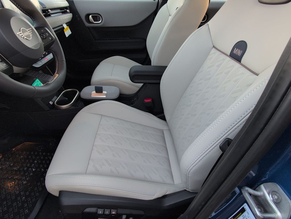 Thumbnail: 2026 MINI Cooper - 11