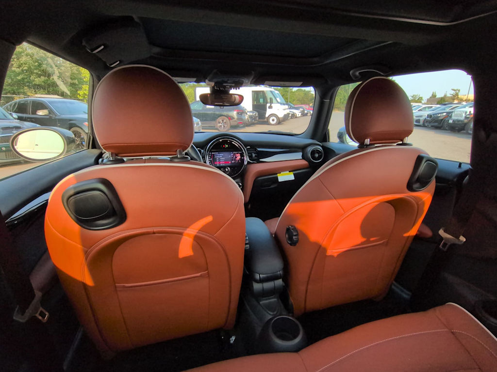 Thumbnail: 2024 MINI Cooper - 12