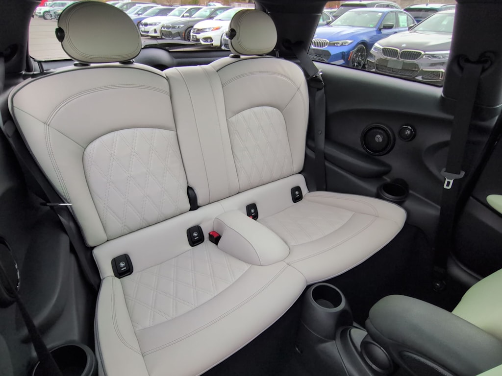 Thumbnail: 2023 MINI Cooper - 29