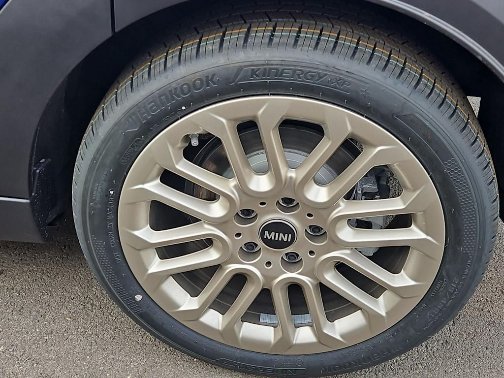 Thumbnail: 2026 MINI Cooper - 8