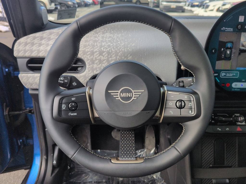 Thumbnail: 2025 MINI Cooper - 14