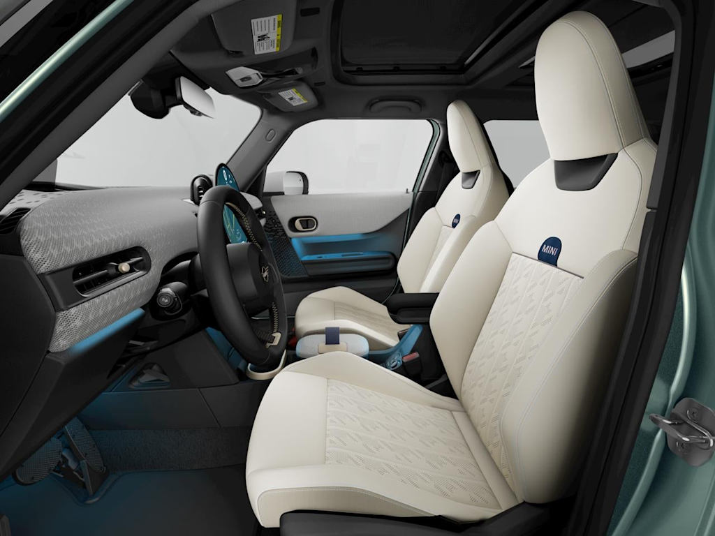 Thumbnail: 2025 MINI Cooper - 4